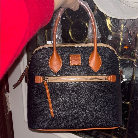 Dooney Bourke 🆕 black pebble grain domed satchel Iconic and Irresistible